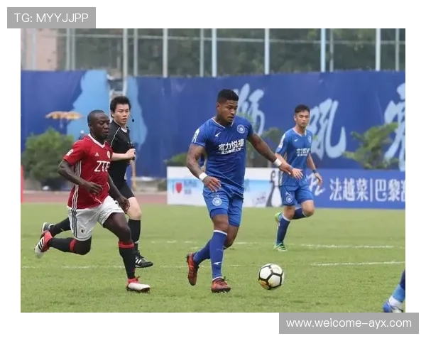 前锋训练加入“快速回防”课，攻守转换能力提升受认可